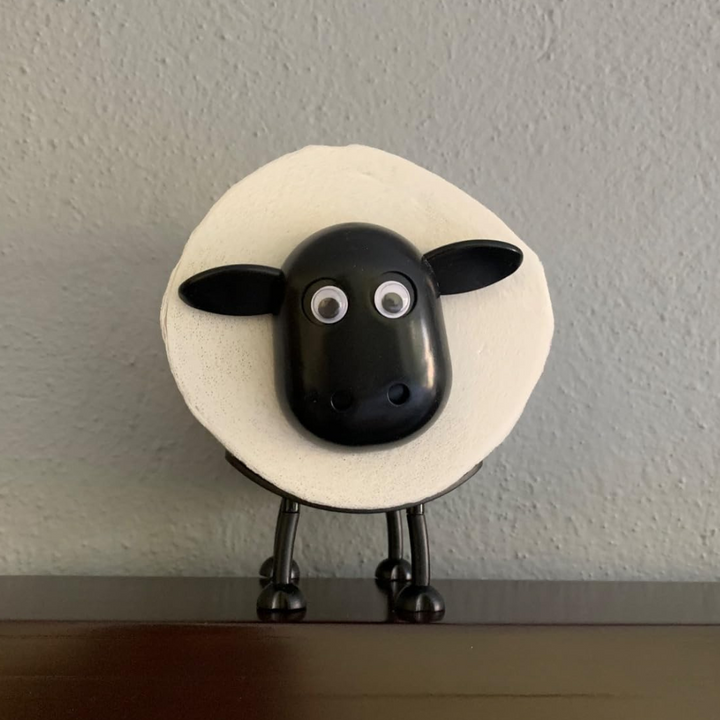 Suporte de Papel Higiênico Ovelha 3D – Decorativo e Independente para Banheiro