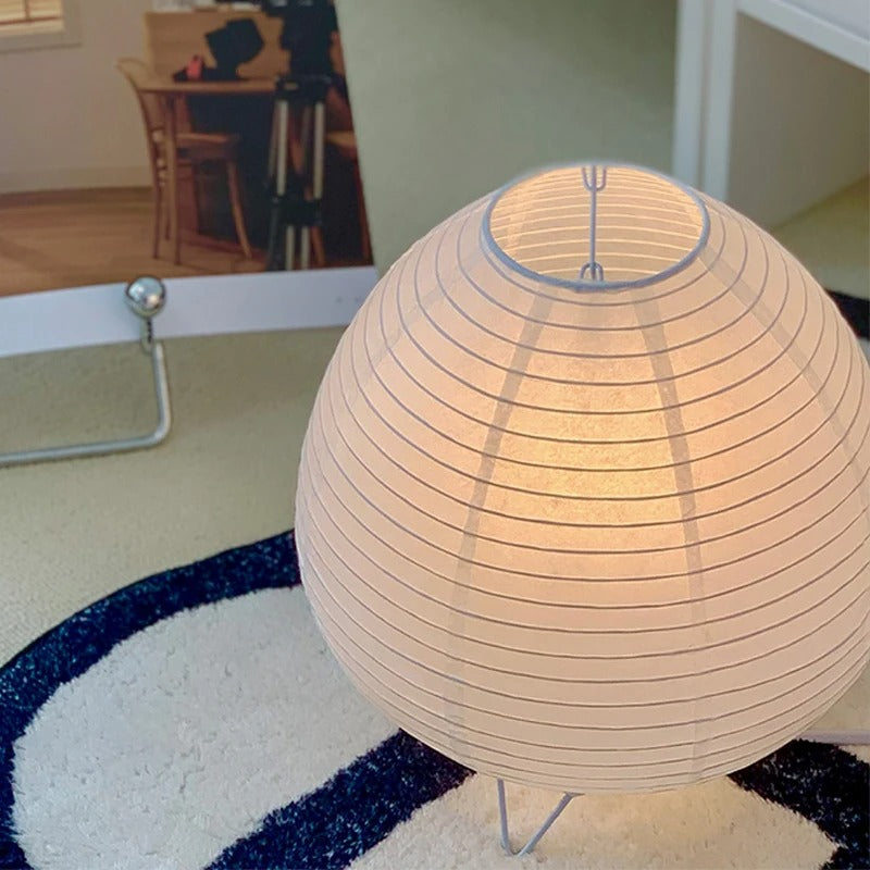 Luminária de Mesa LED Estilo Wabi Sabi – Abajur de Papel Arroz com Base em Bambu